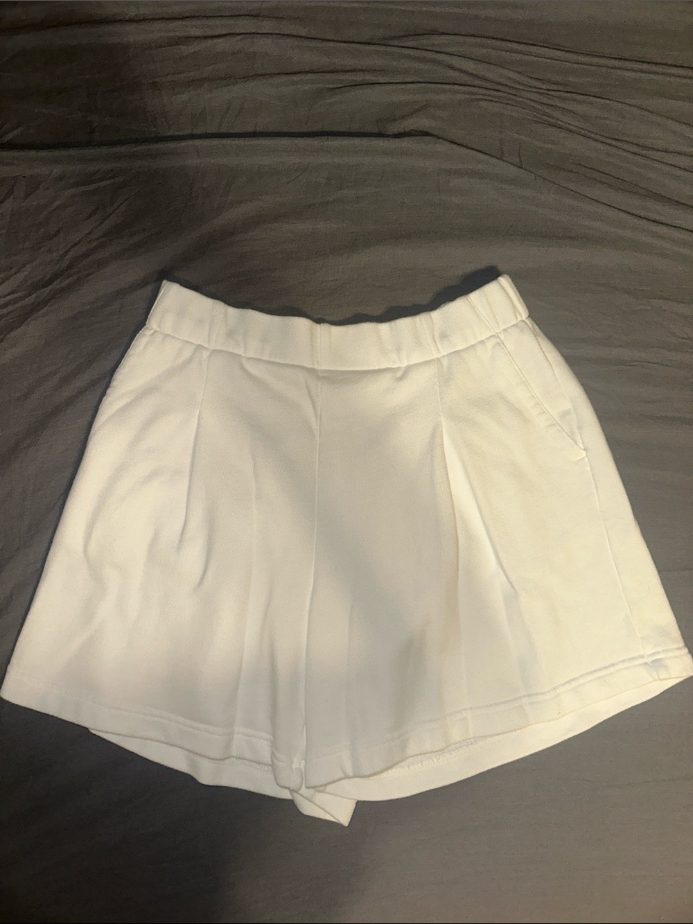 aerie White Pleated High-Waist Skort Shorts